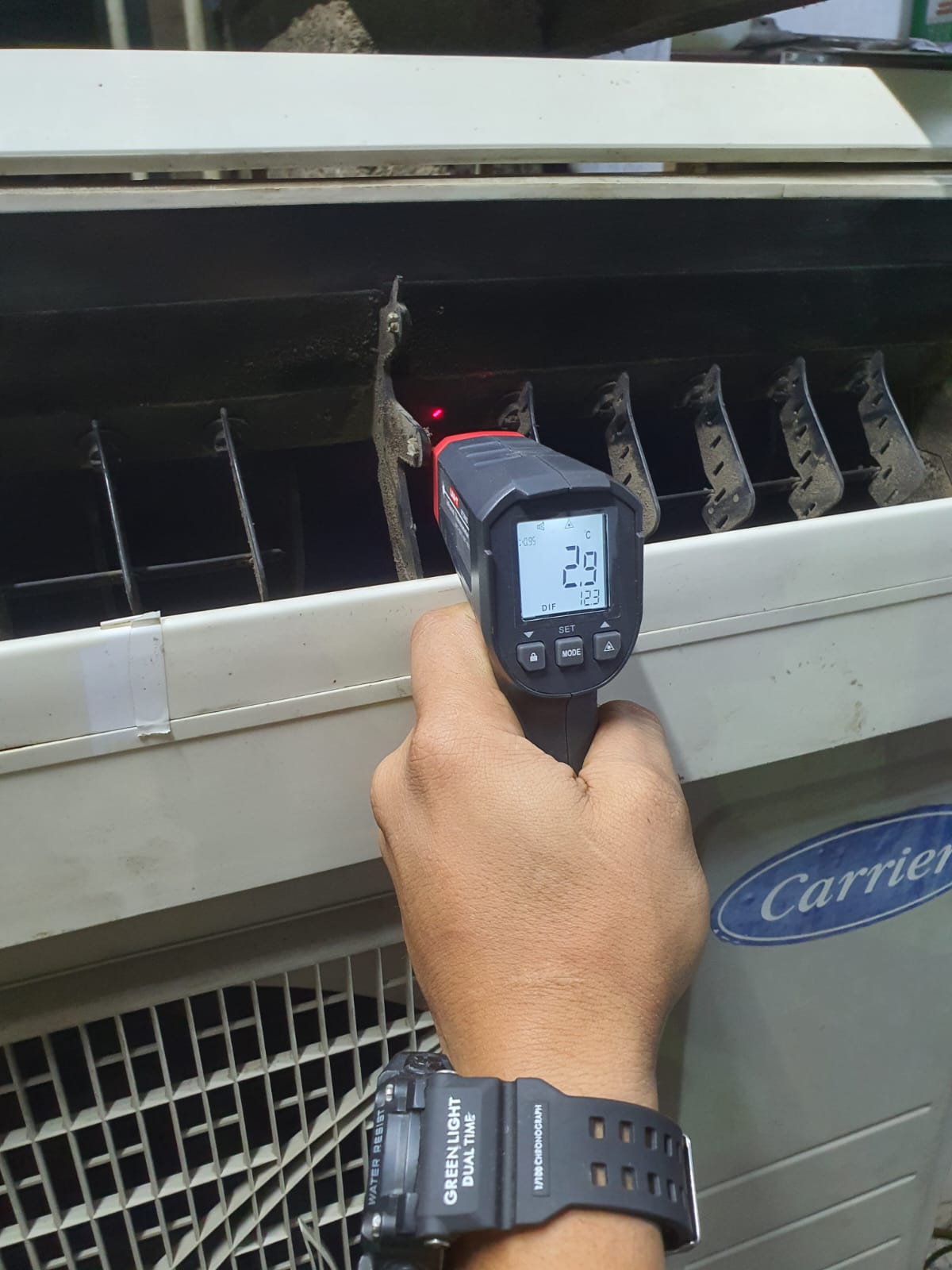 تركيب أجهزة الكونسيلد والفري ستاند