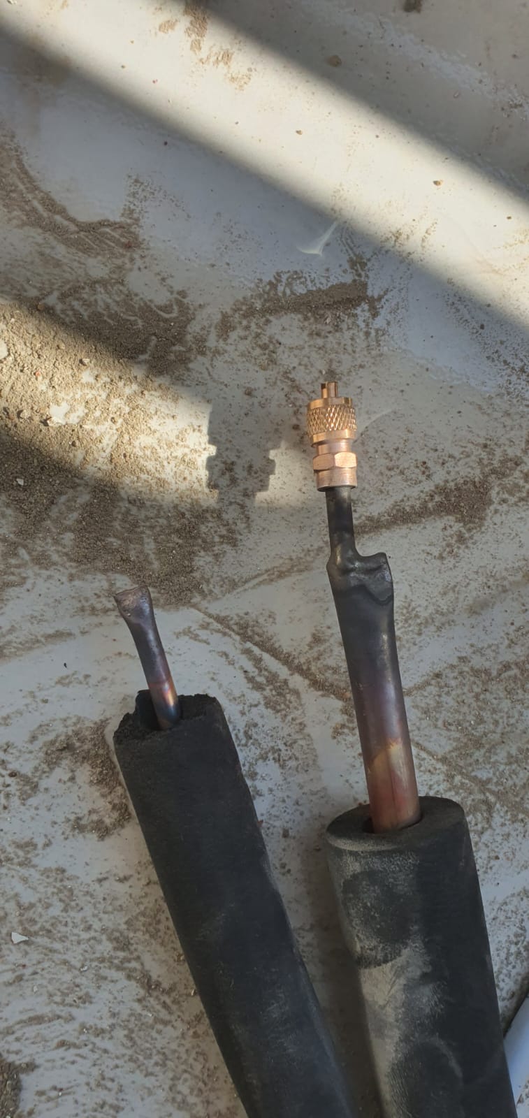 خدمة تأسيس مواسير التكييف